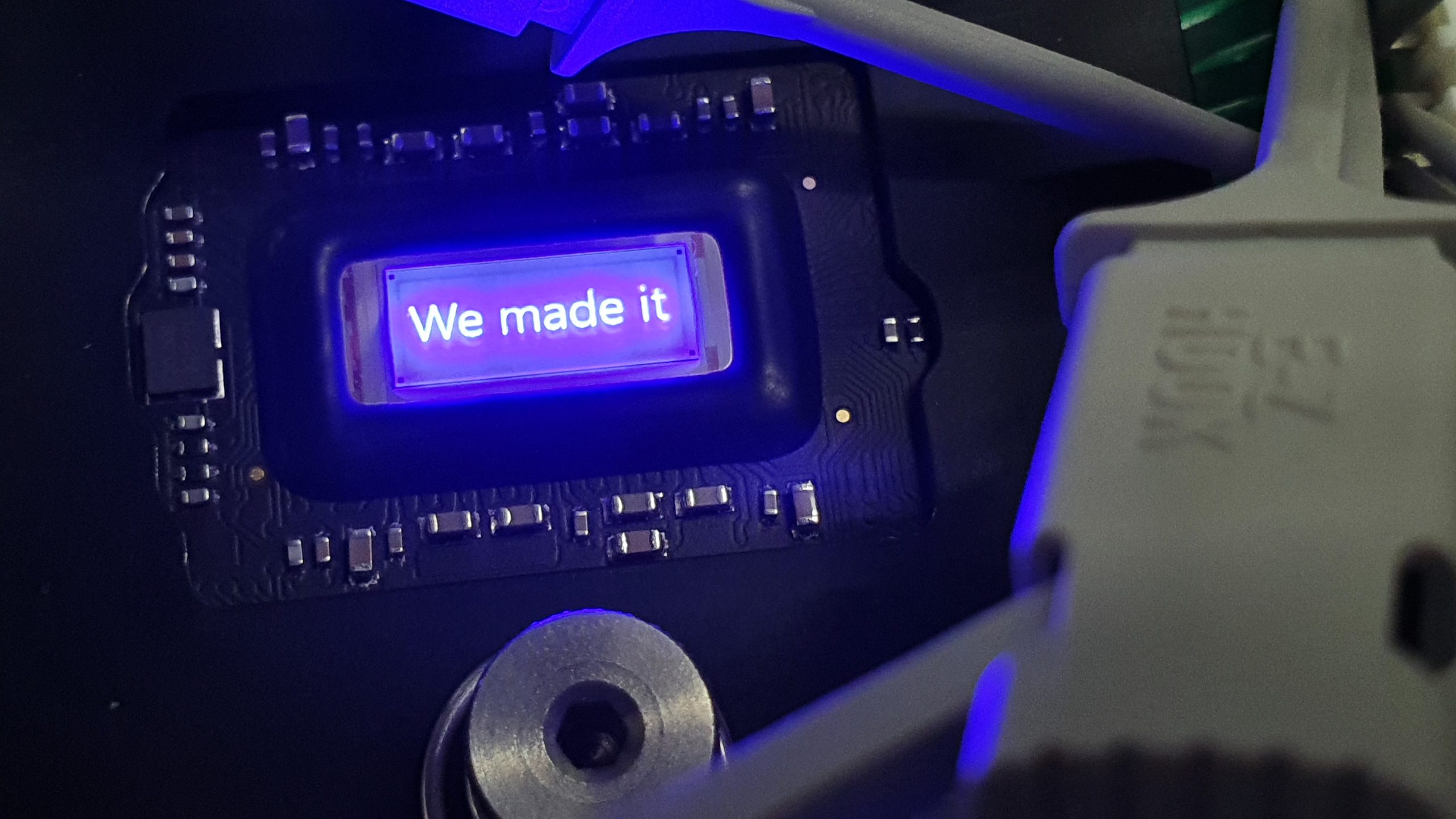 services-04 First time we light up a custom image, which is converted, processed, transmitted, and shown in the 20k+ microLED display.