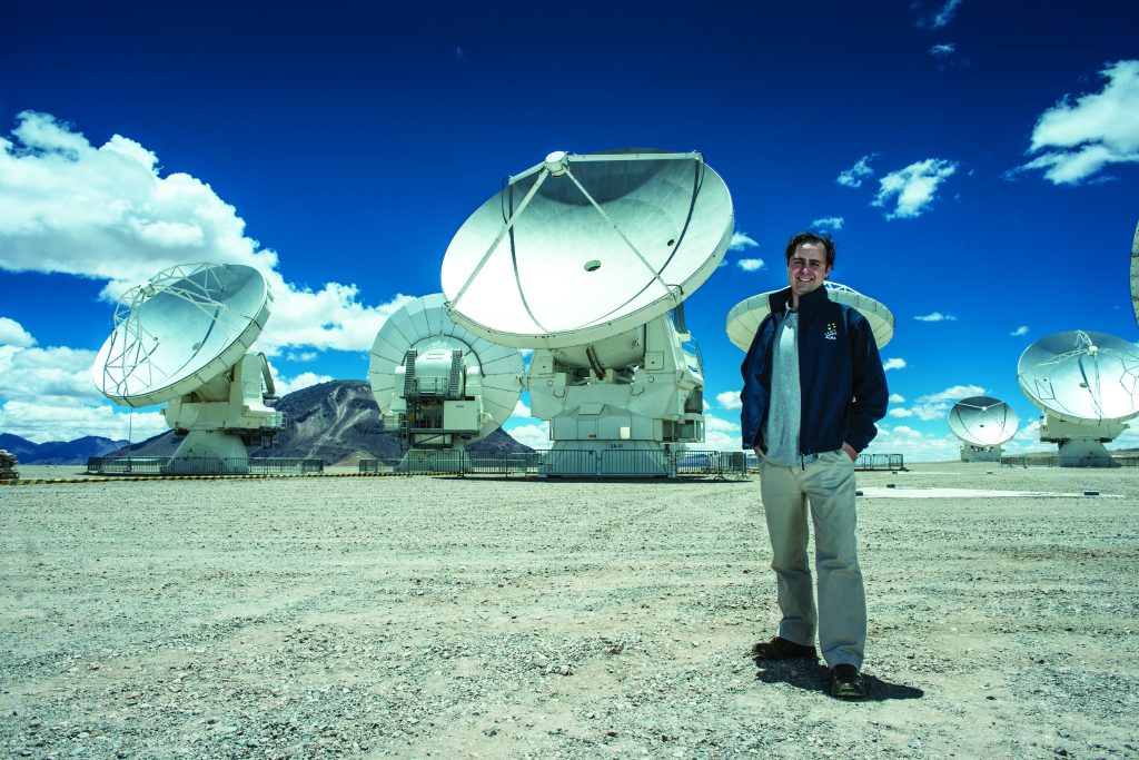 corfo_alma-15 With one of the ALMA antennas. Shots taken for CORFO recognition for a successful career and an example for English-learning professionals.